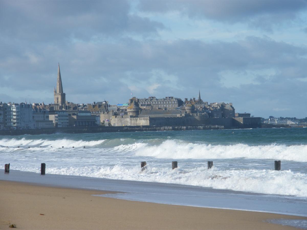 Hôtel de la Gare Saint-Malo Exterior foto